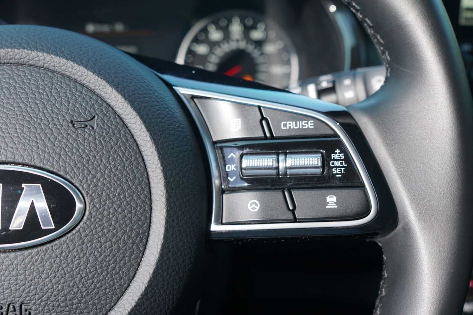 Used 2021 Kia Seltos SX w/ SX Sunroof Package AWD/4WD image 14