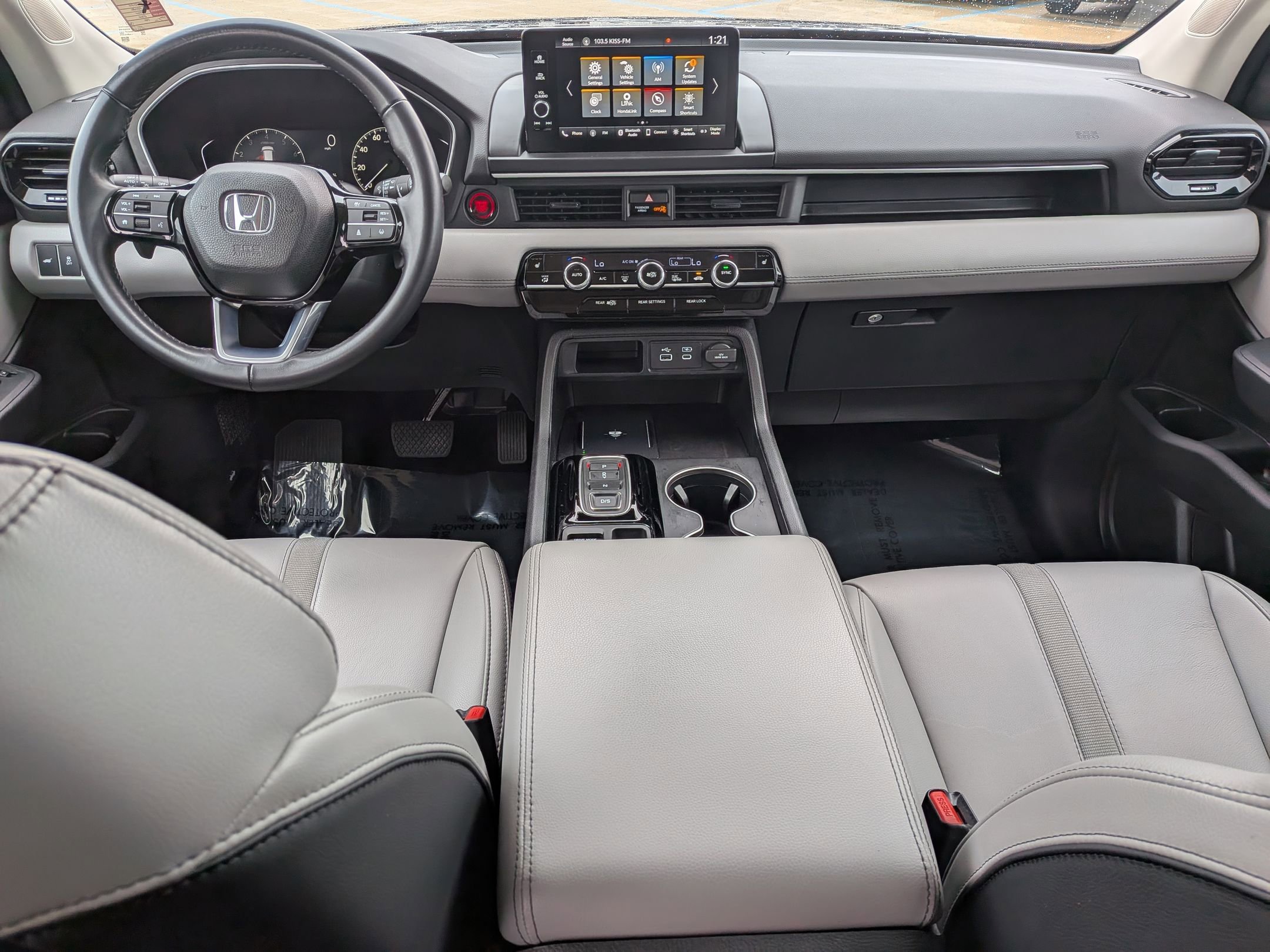 Used 2025 Honda Pilot EX-L image 25