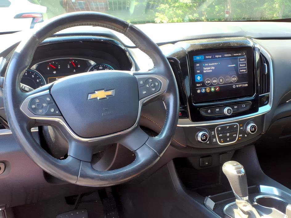 Used 2020 Chevrolet Traverse LT FWD image 10