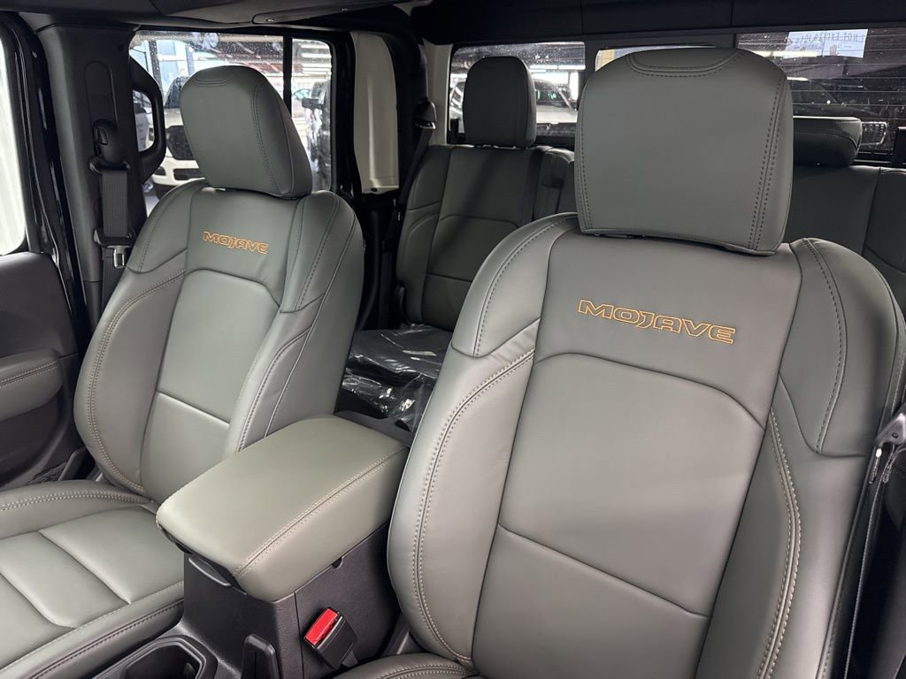 New 2026 Jeep Gladiator Mojave image 15