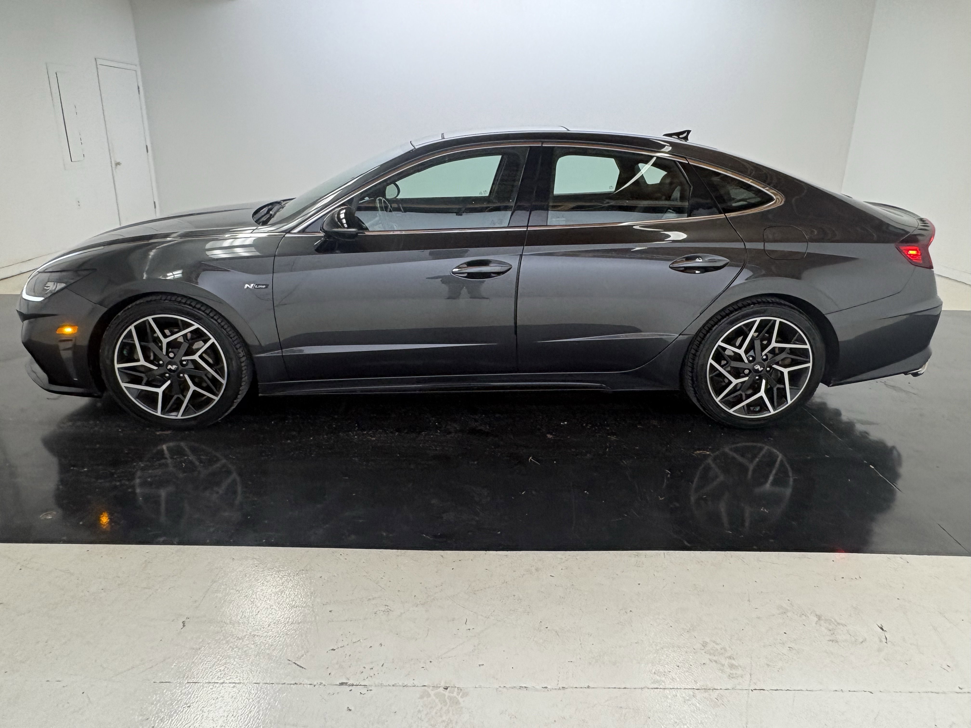 Used 2021 Hyundai Sonata N Line FWD image 12