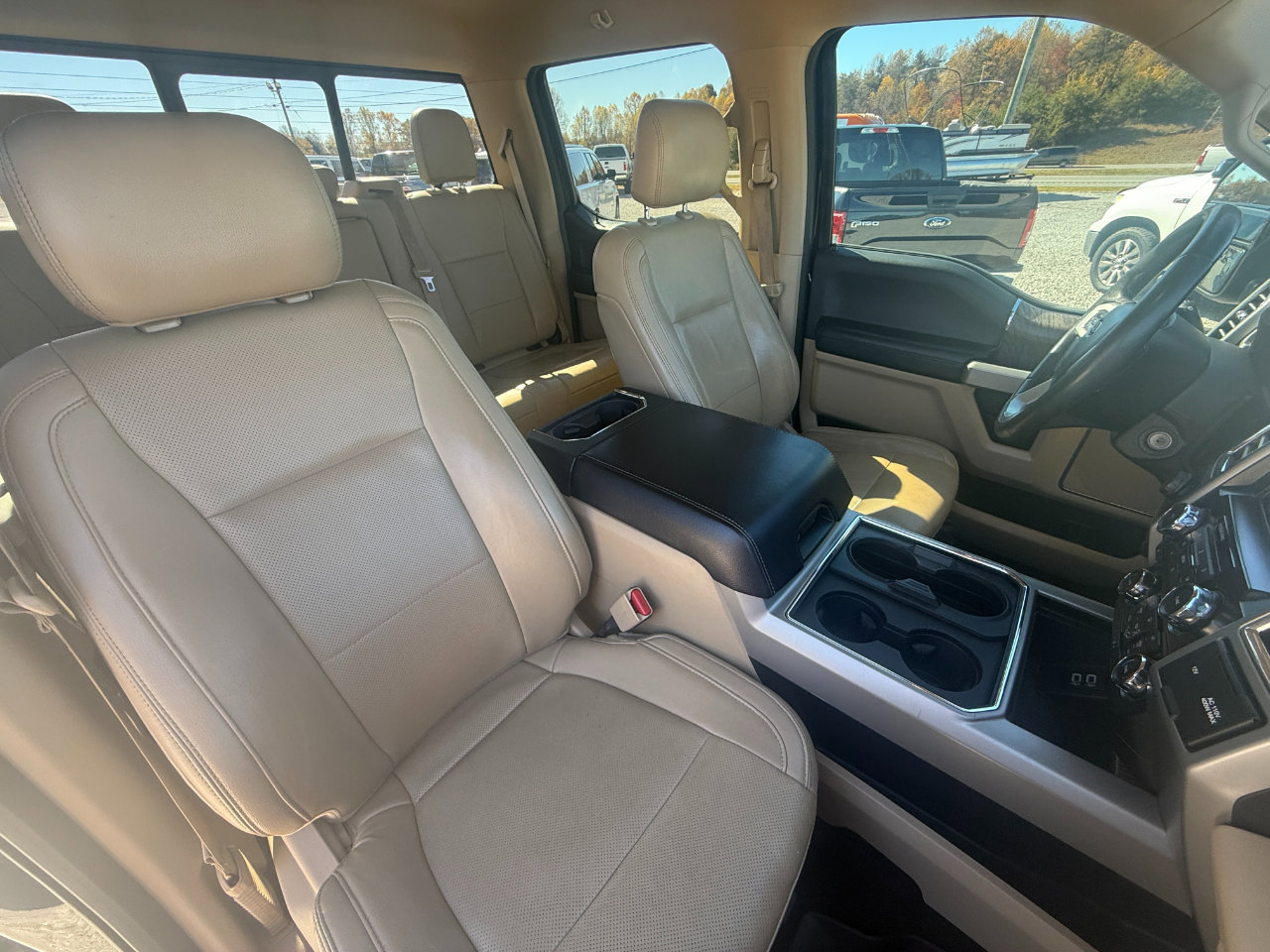 Used 2017 Ford F250 Lariat image 6