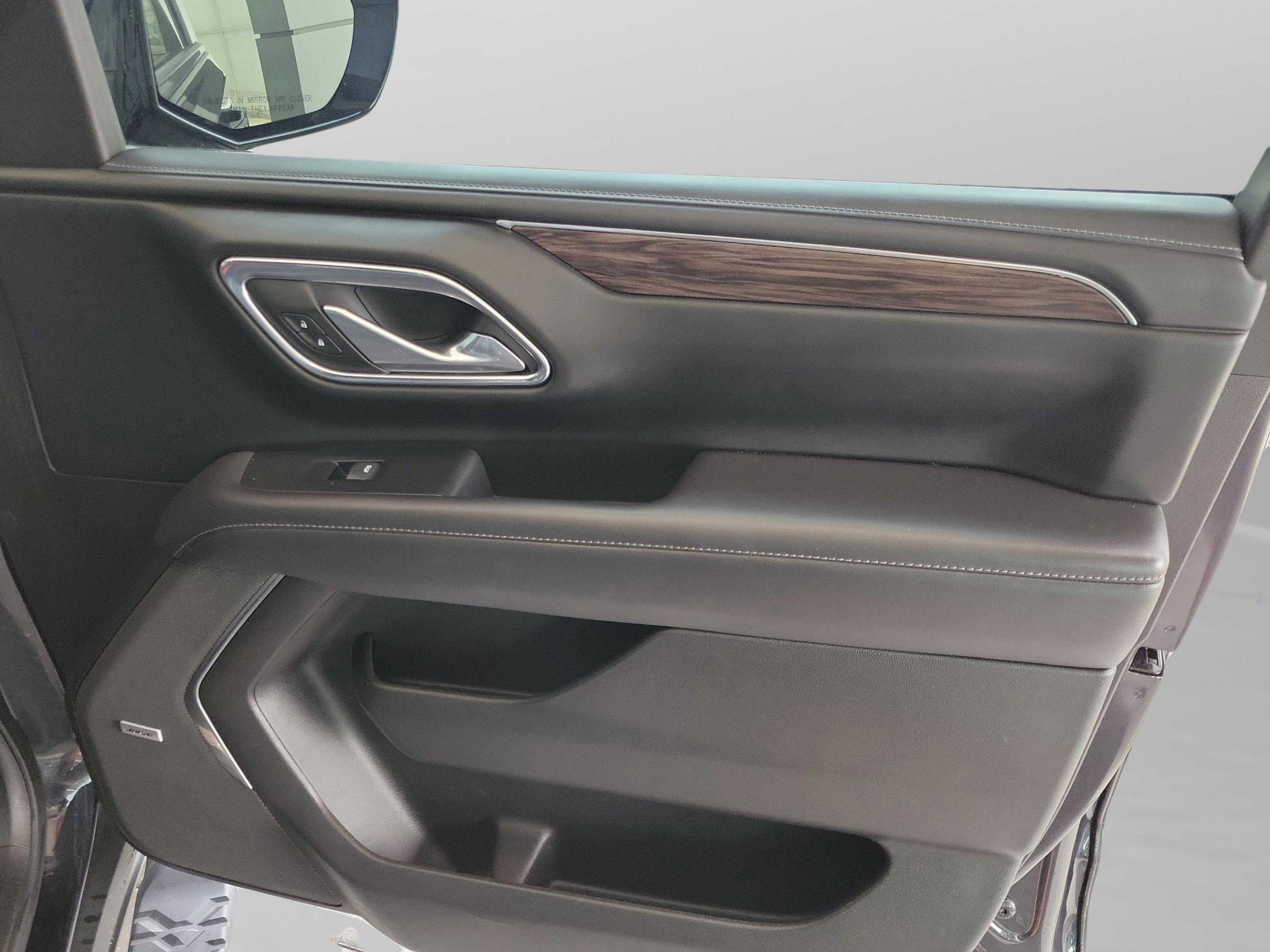 Used 2022 Chevrolet Tahoe Z71 w/ Luxury Package image 27