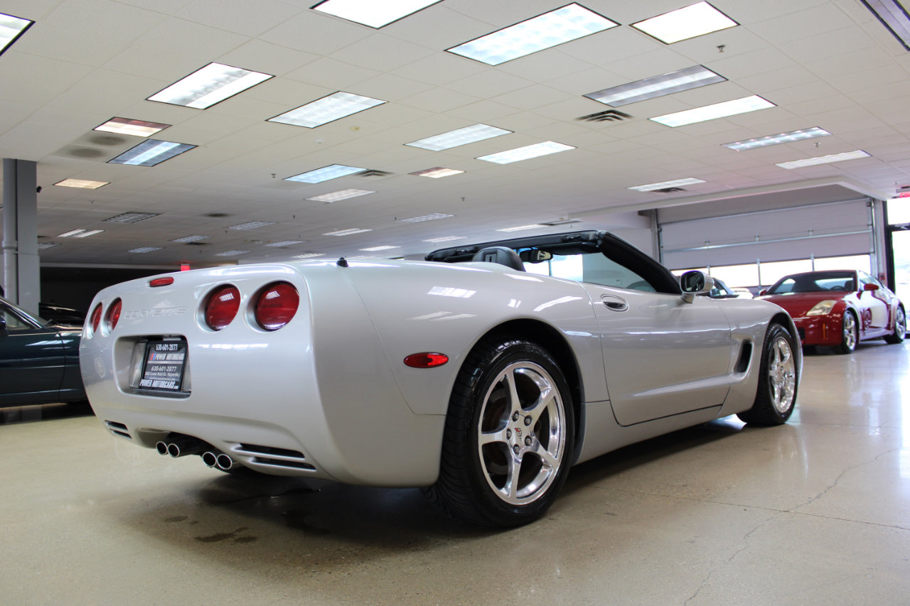 Used 2004 Chevrolet Corvette Convertible w/ Preferred Equipment Group image 6