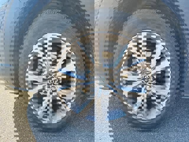 Used 2021 MAZDA CX-30 FWD 2.5 S w/ Premium Package image 18