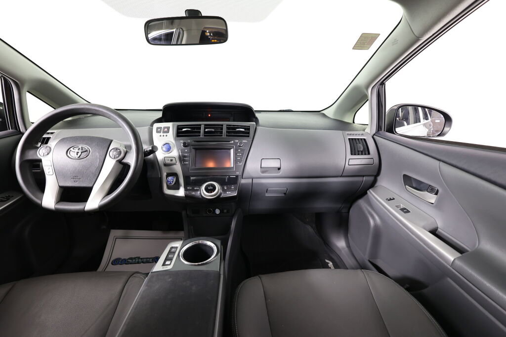 Used 2014 Toyota Prius V Two image 25