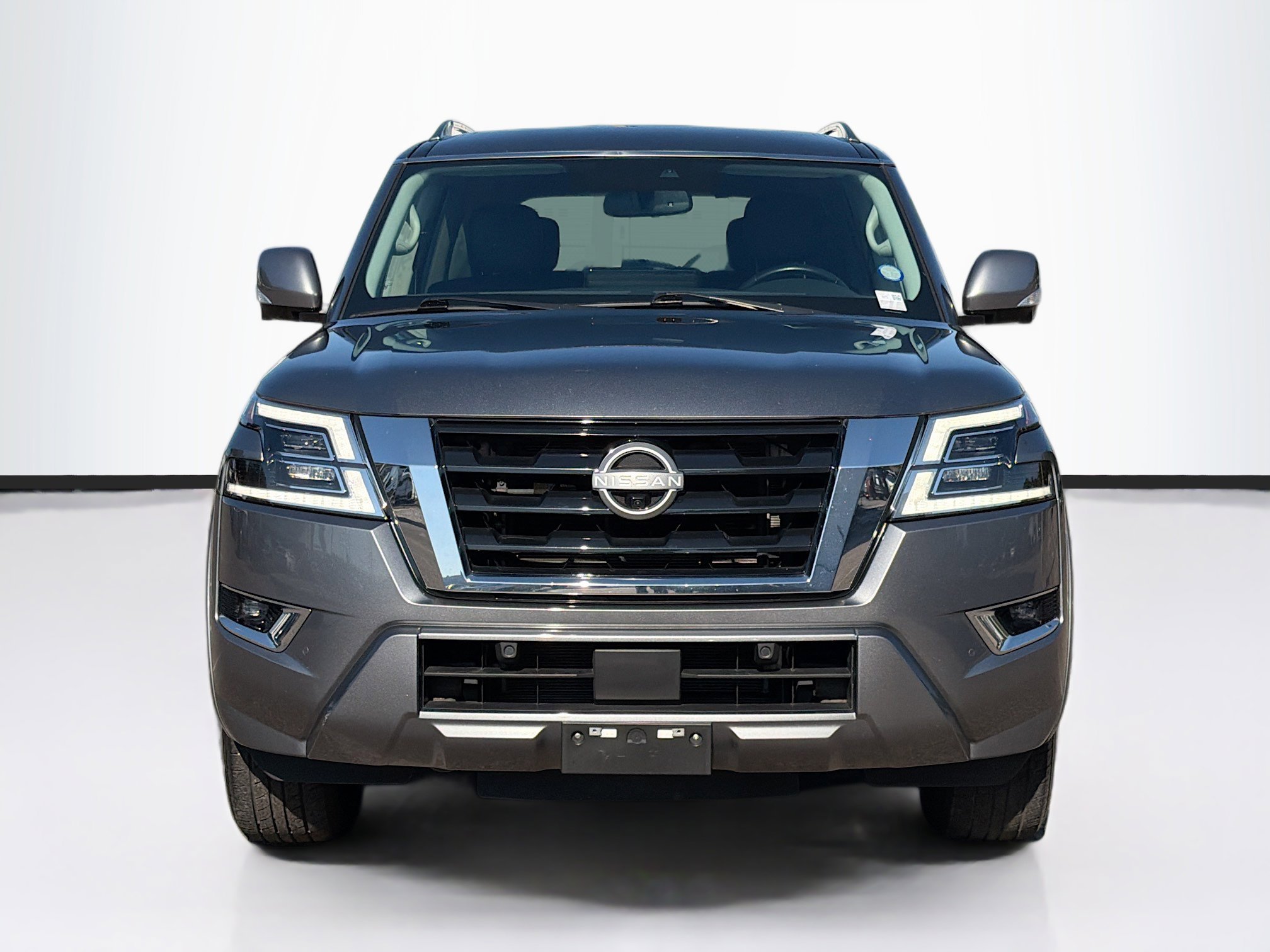 Used 2023 Nissan Armada SL w/ Captain's Chairs Package image 8