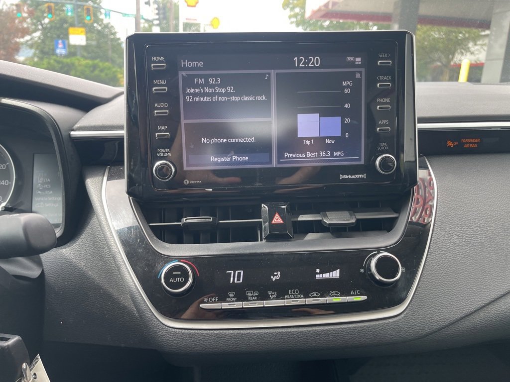 Used 2021 Toyota Corolla LE image 54