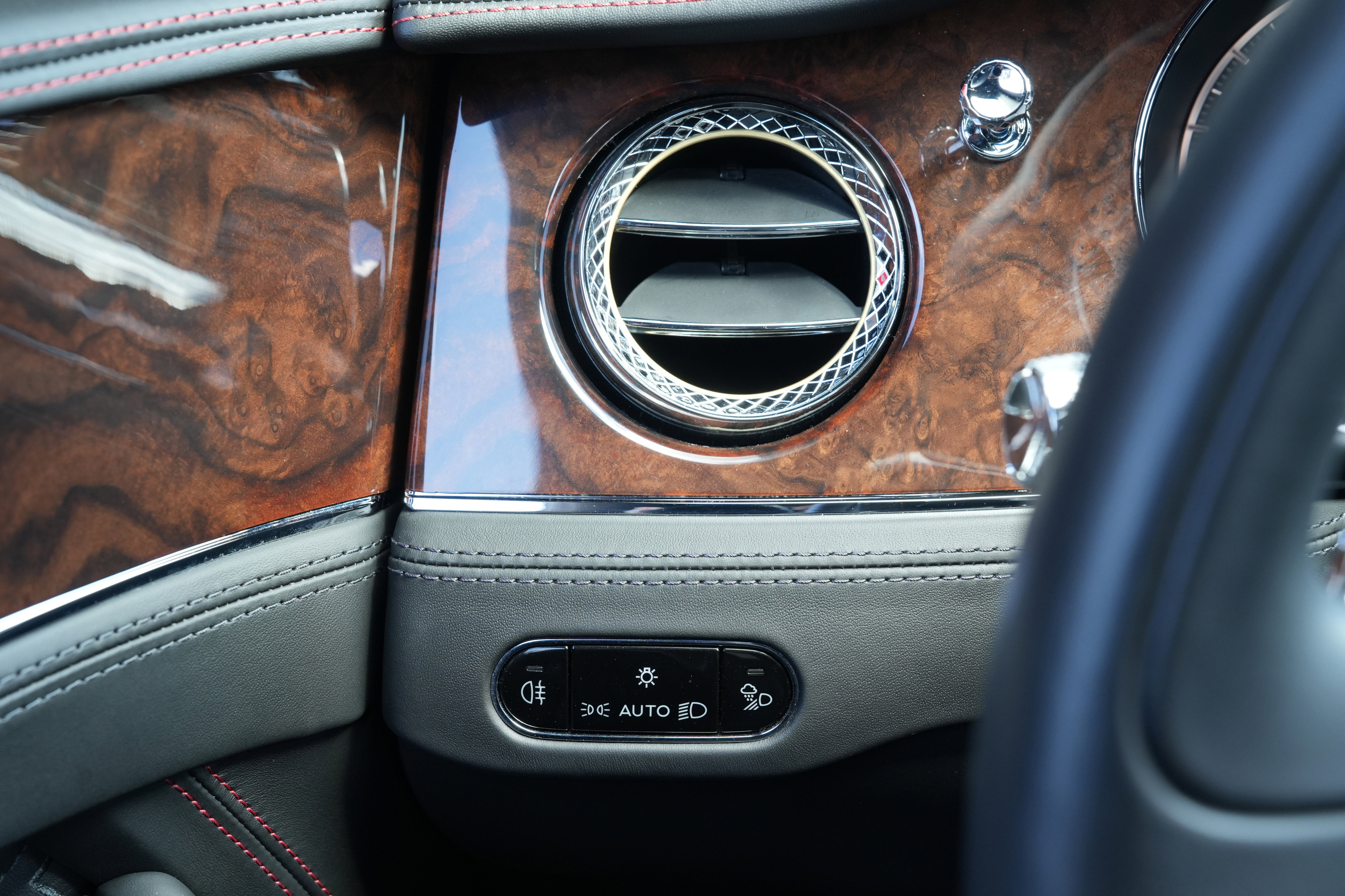 Used 2020 Bentley Continental GT image 23