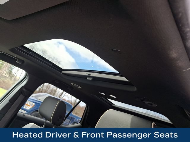 Used 2023 Chevrolet Traverse Premier AWD/4WD image 17
