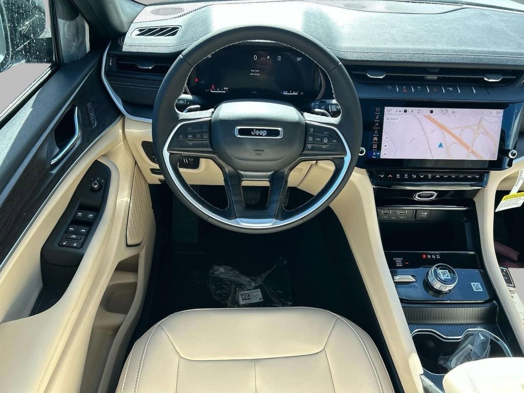 New 2026 Jeep Grand Cherokee Limited AWD/4WD image 4