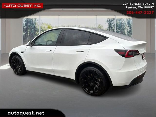Used 2020 Tesla Model Y Long Range image 7