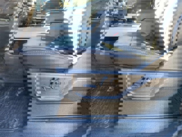 Used 2022 Ford F250 Lariat w/ Black Appearance Package image 55