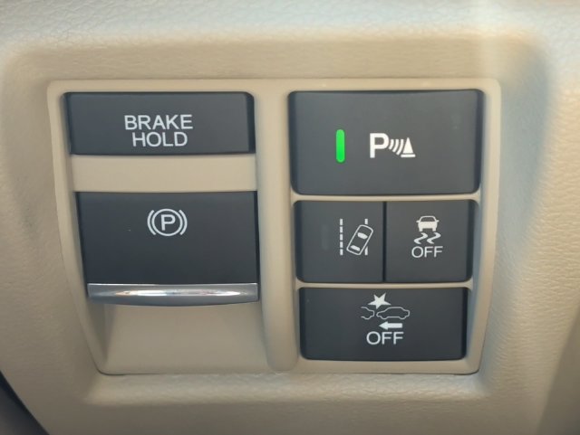Used 2020 Acura MDX w/ Technology Package AWD/4WD image 21