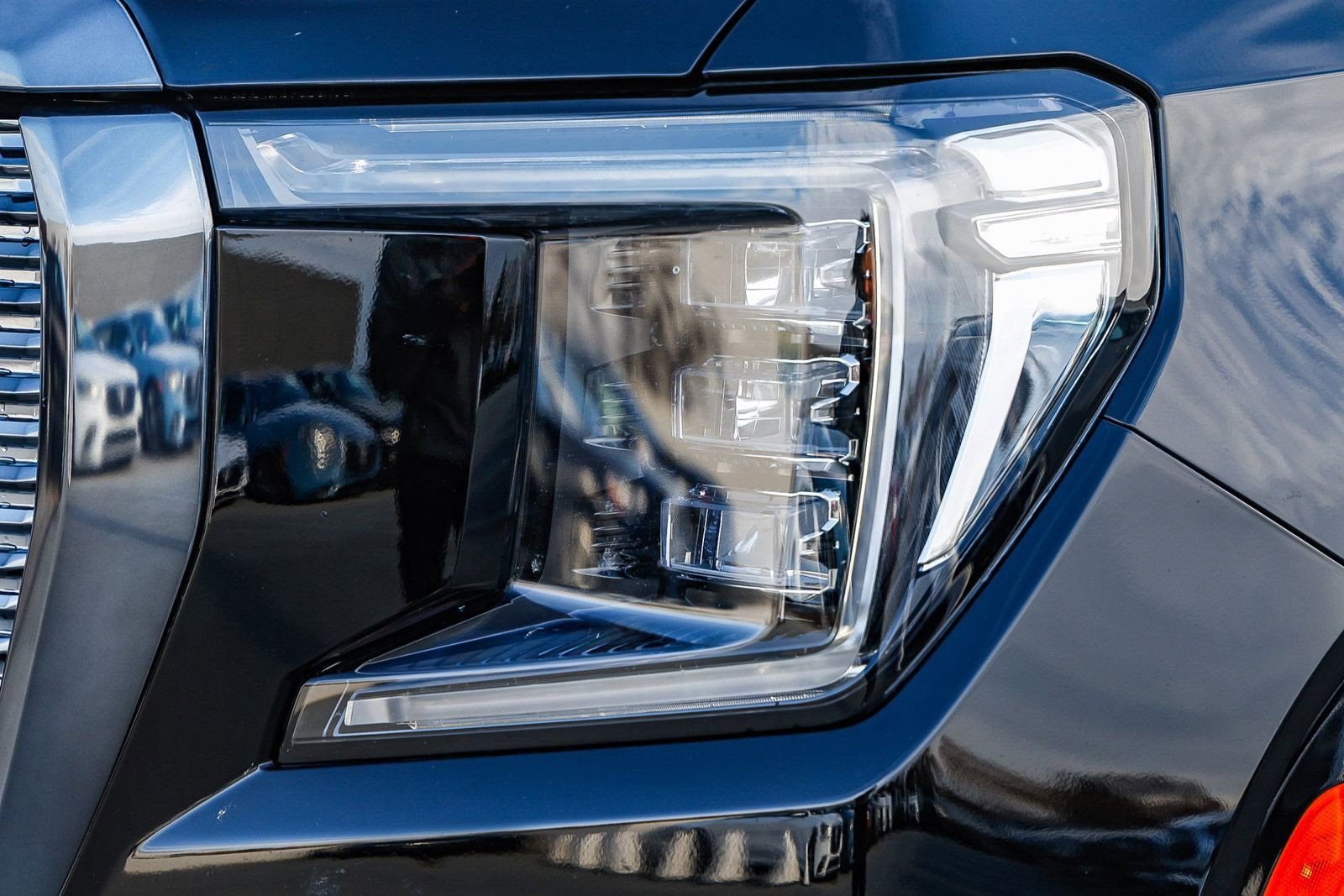 Used 2024 GMC Yukon XL Denali Ultimate image 7