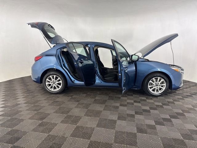 Used 2017 MAZDA MAZDA3 Sport image 13