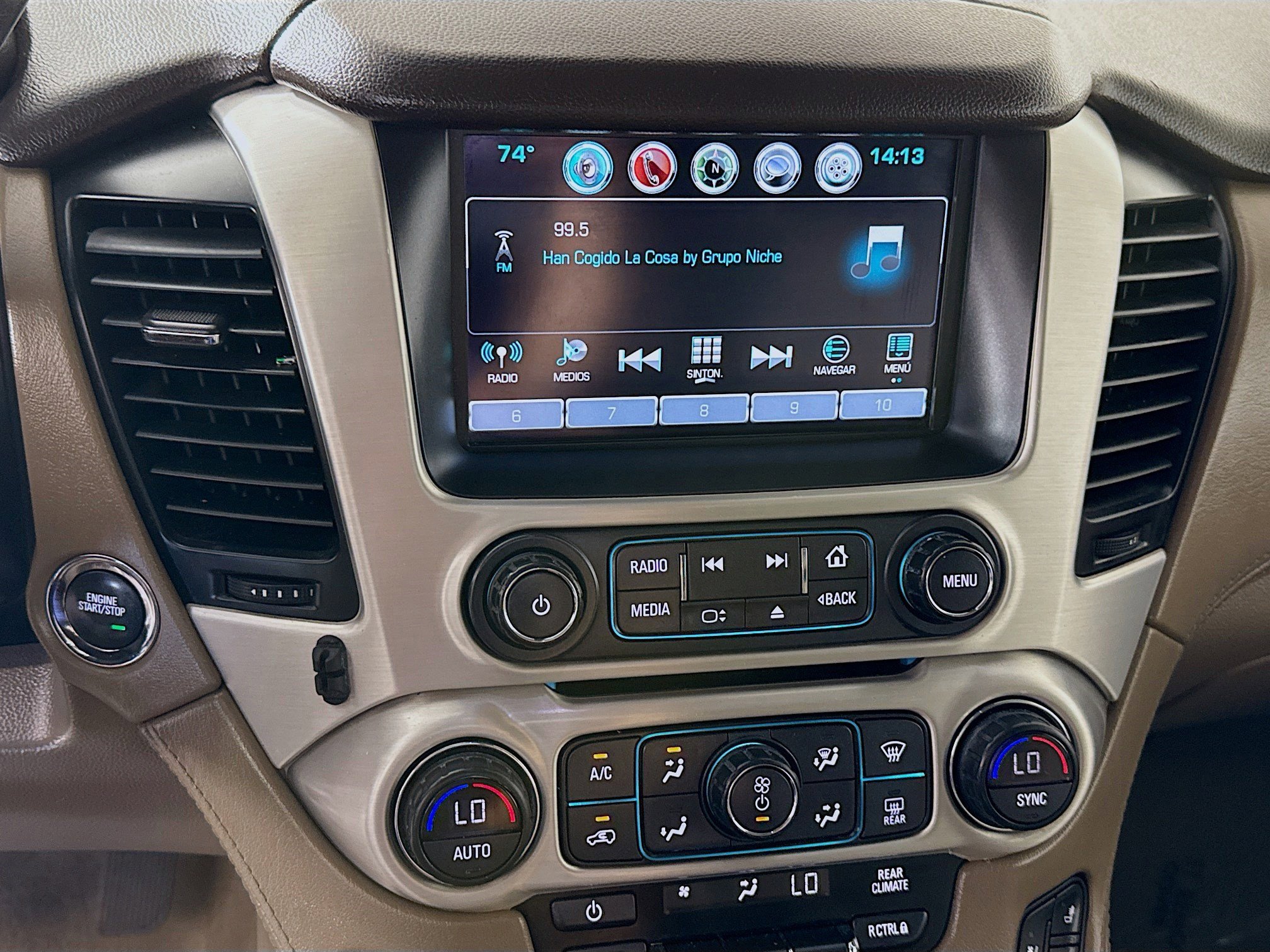 Used 2019 GMC Yukon XL SLT w/ Open Road Package image 18