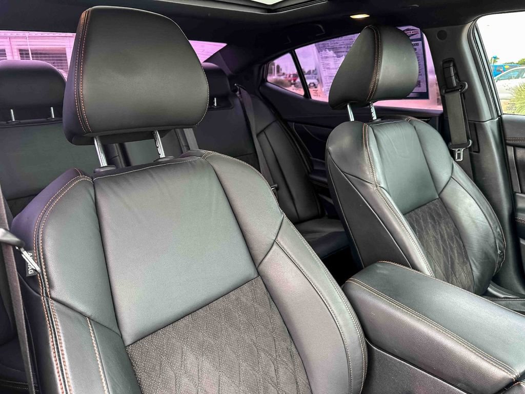 Used 2020 Nissan Maxima SR w/ Sport Mat Group FWD image 24