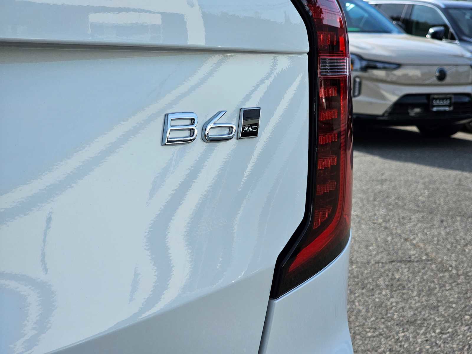 New 2026 Volvo XC90 B6 Plus w/ Protection Package Premier image 15