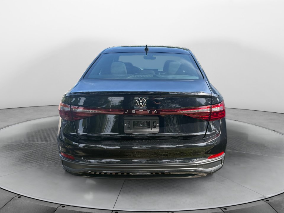 Certified 2026 Volkswagen Jetta Sport FWD image 6