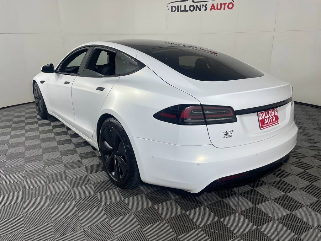 Used 2023 Tesla Model S Standard Range image 7