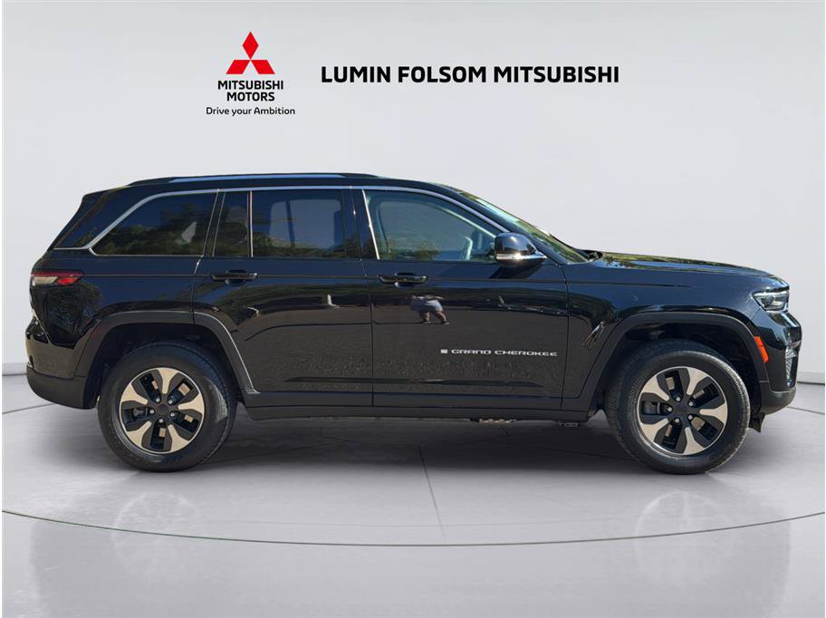 Used 2024 Jeep Grand Cherokee Limited 4xe AWD/4WD image 6