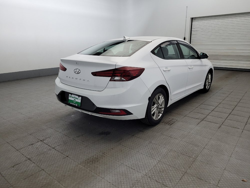 Used 2019 Hyundai Elantra SEL w/ Cargo Package FWD image 9