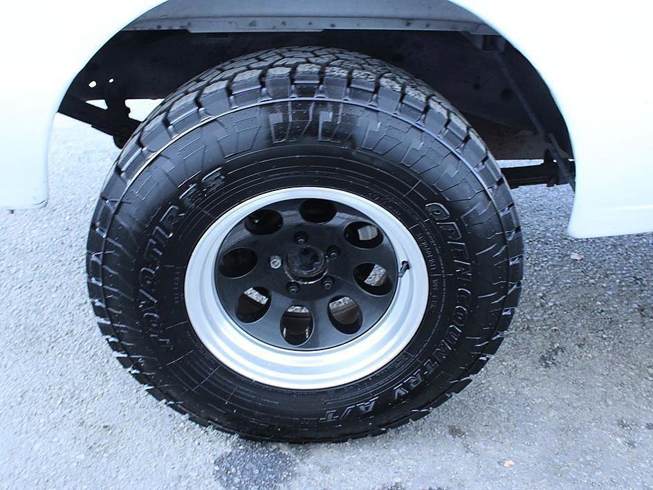 Used 2010 Ford Ranger XLT image 12