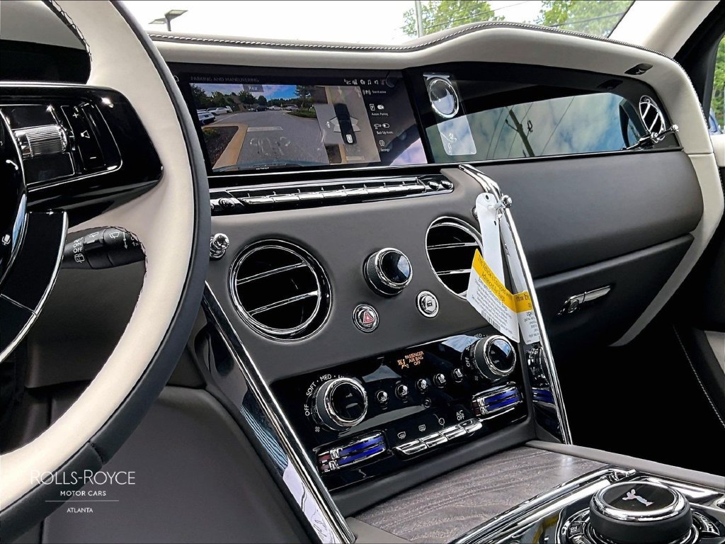 New 2027 Rolls-Royce Cullinan AWD/4WD image 7
