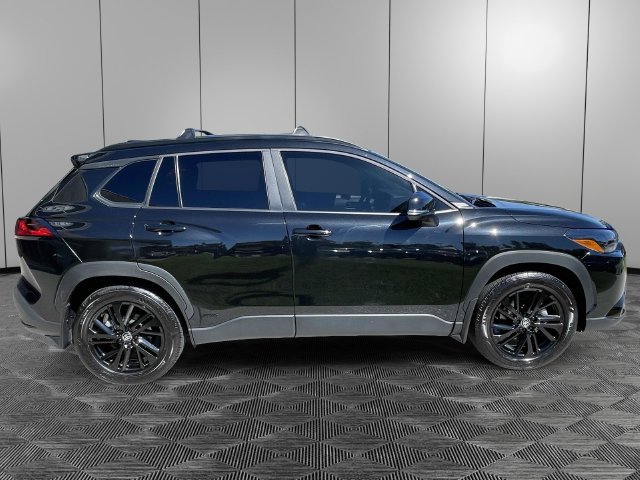 Used 2024 Toyota Corolla Cross AWD Hybrid image 6