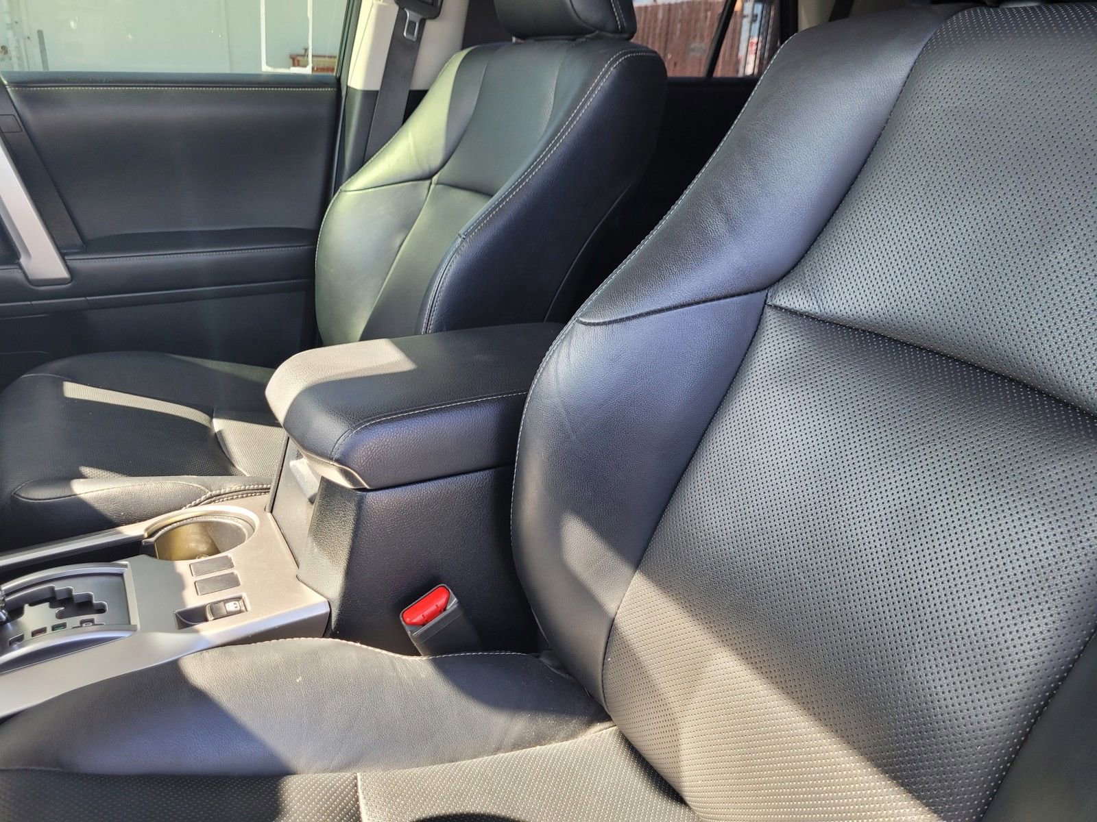 Used 2023 Toyota 4Runner Limited image 16