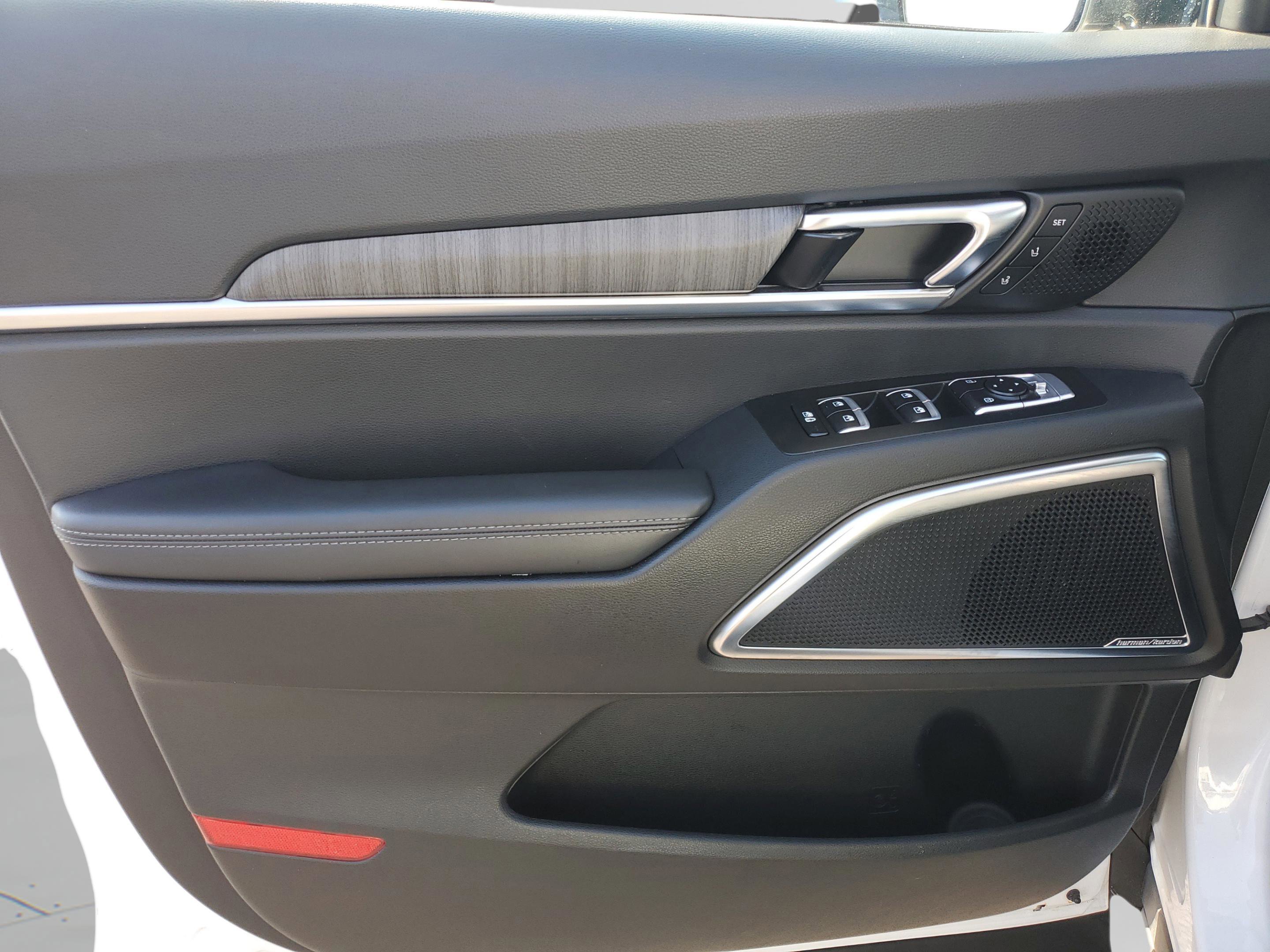 Used 2024 Kia Telluride SX image 22