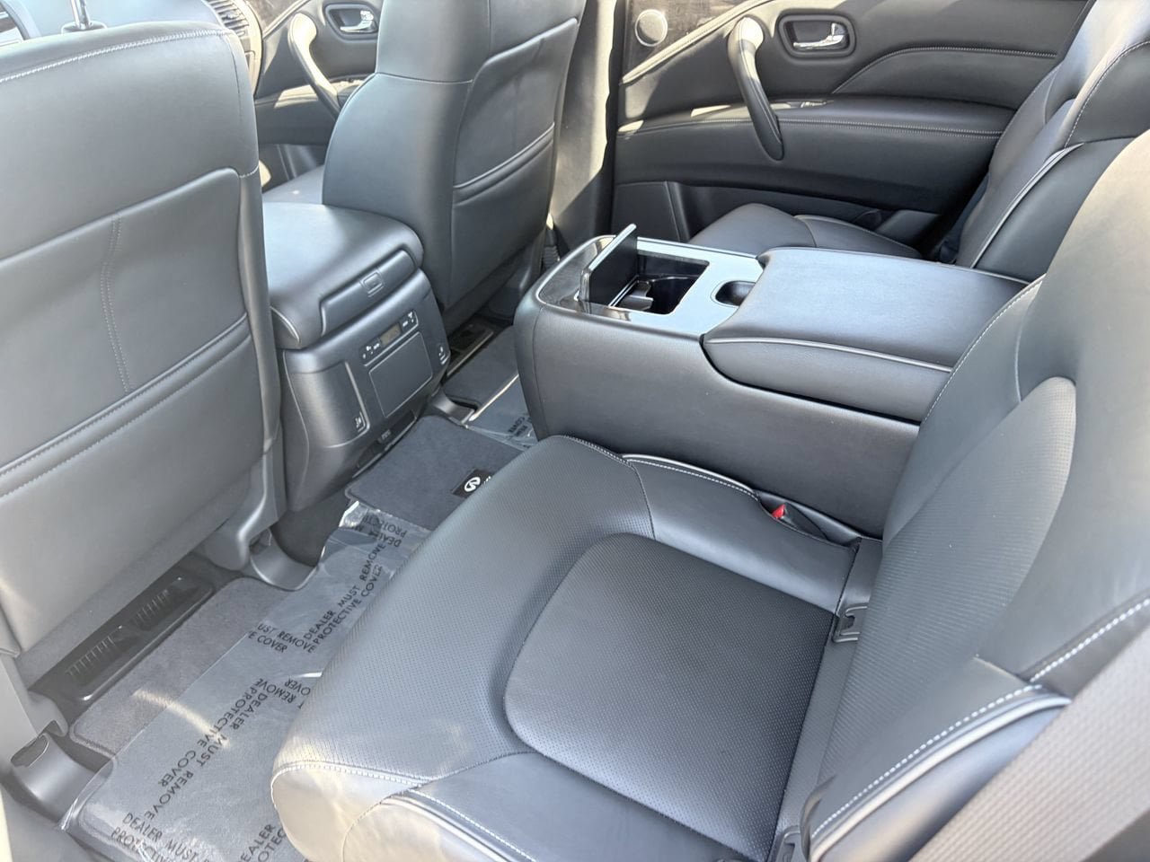 Used 2022 INFINITI QX80 Luxe w/ Cargo Package RWD image 16