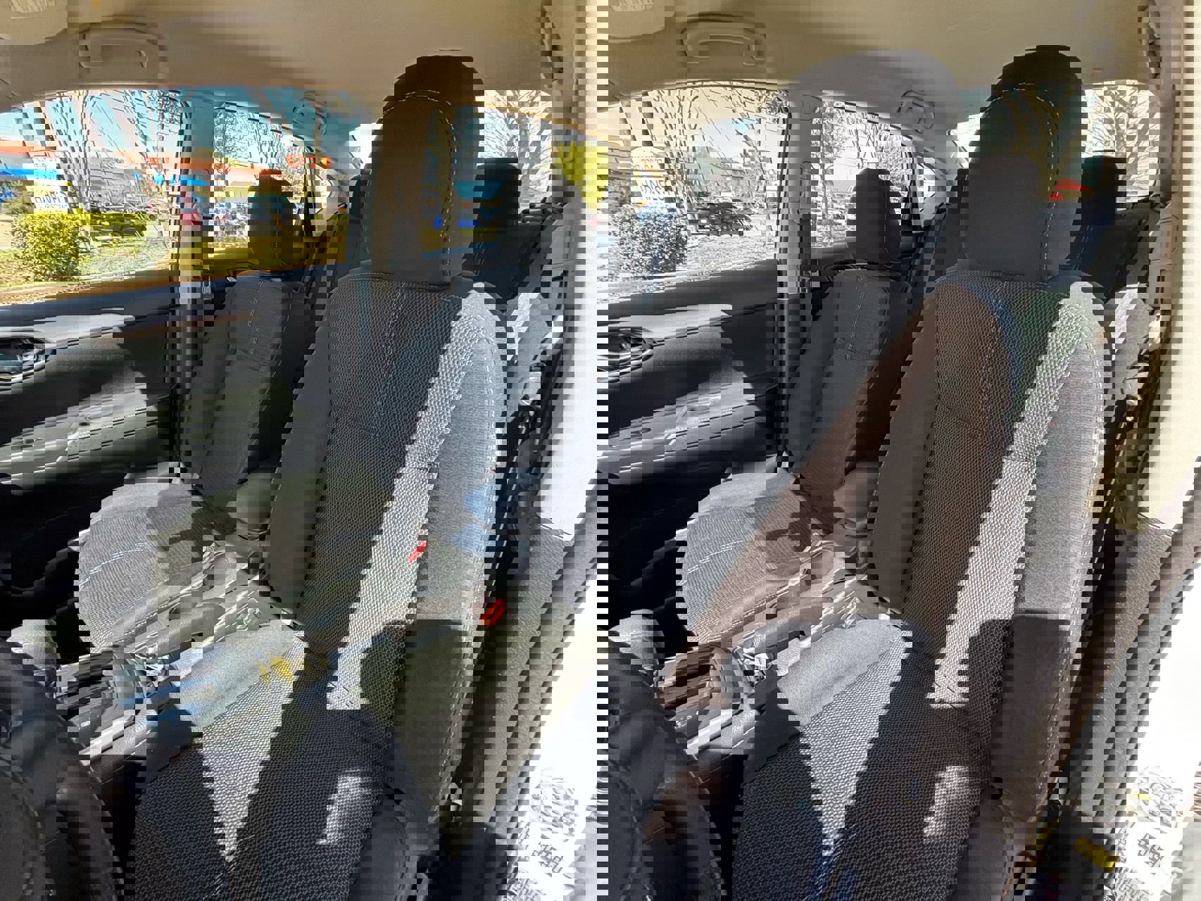 Used 2018 Nissan Sentra S image 15