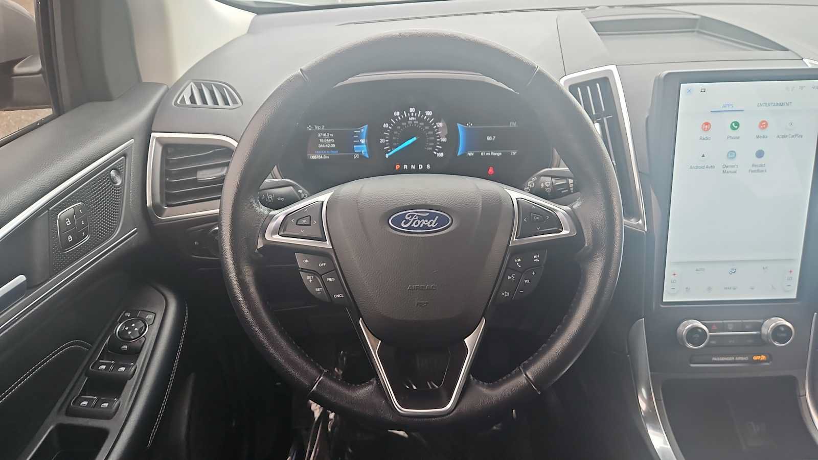 Used 2022 Ford Edge Titanium AWD/4WD image 11