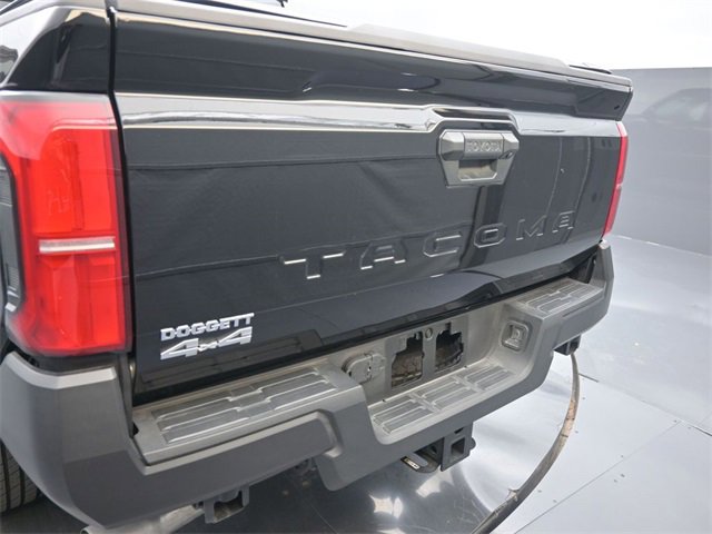 Certified 2025 Toyota Tacoma SR image 14