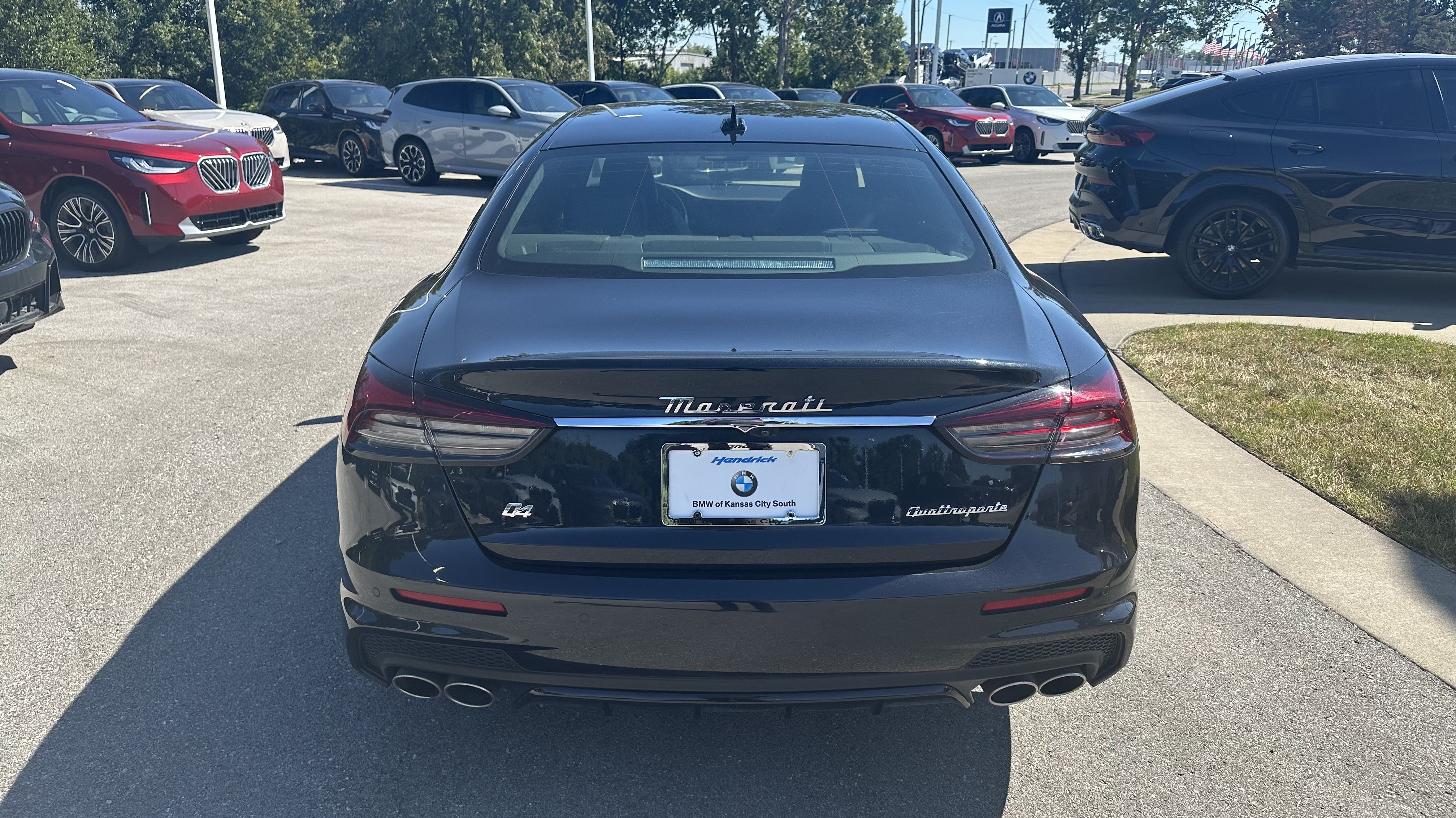 Used 2022 Maserati Quattroporte Modena Q4 AWD/4WD image 9