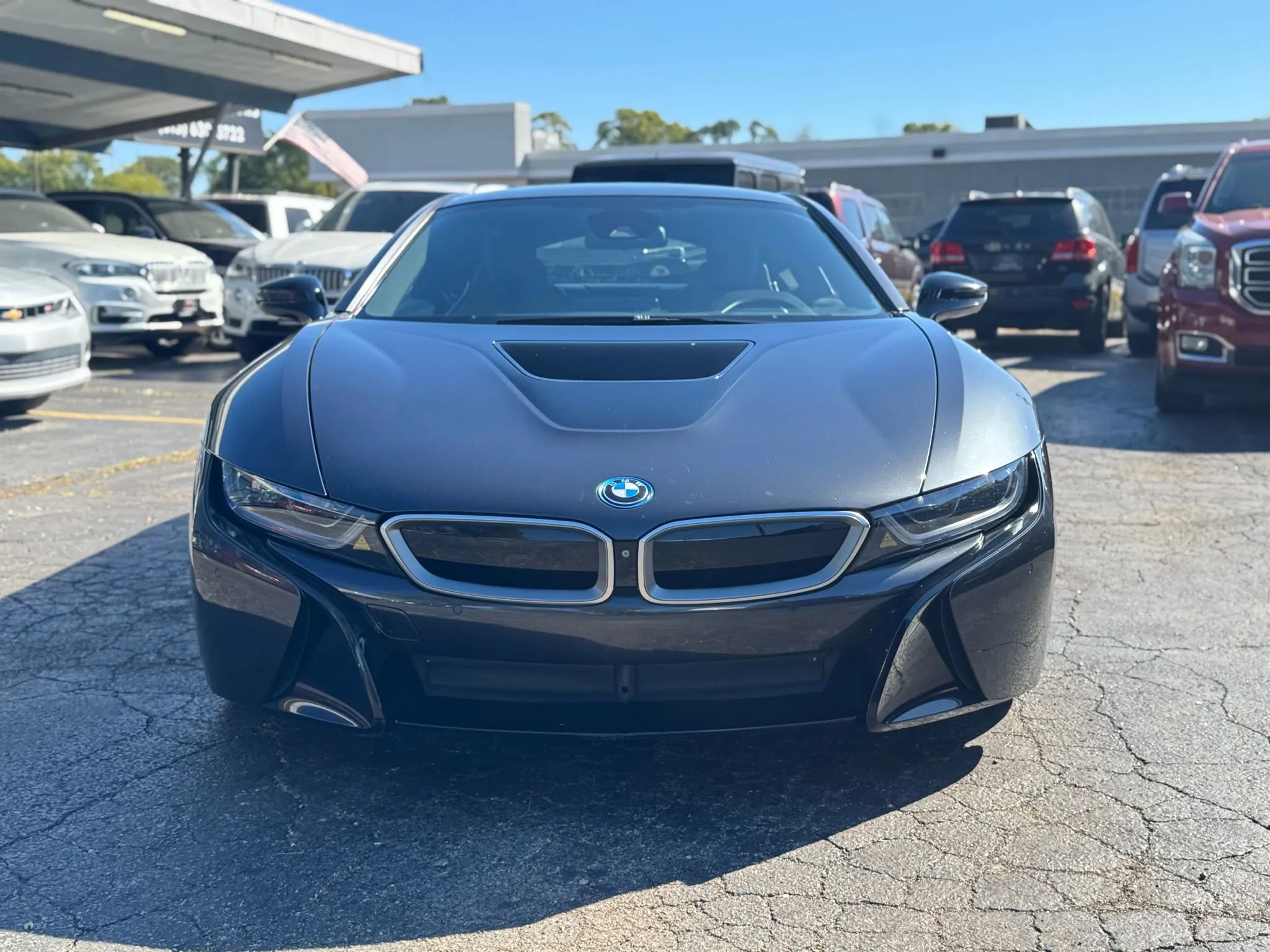 Used 2017 BMW i8 image 5