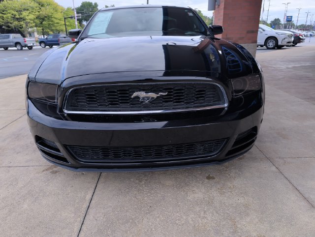 Used 2014 Ford Mustang Premium RWD image 9