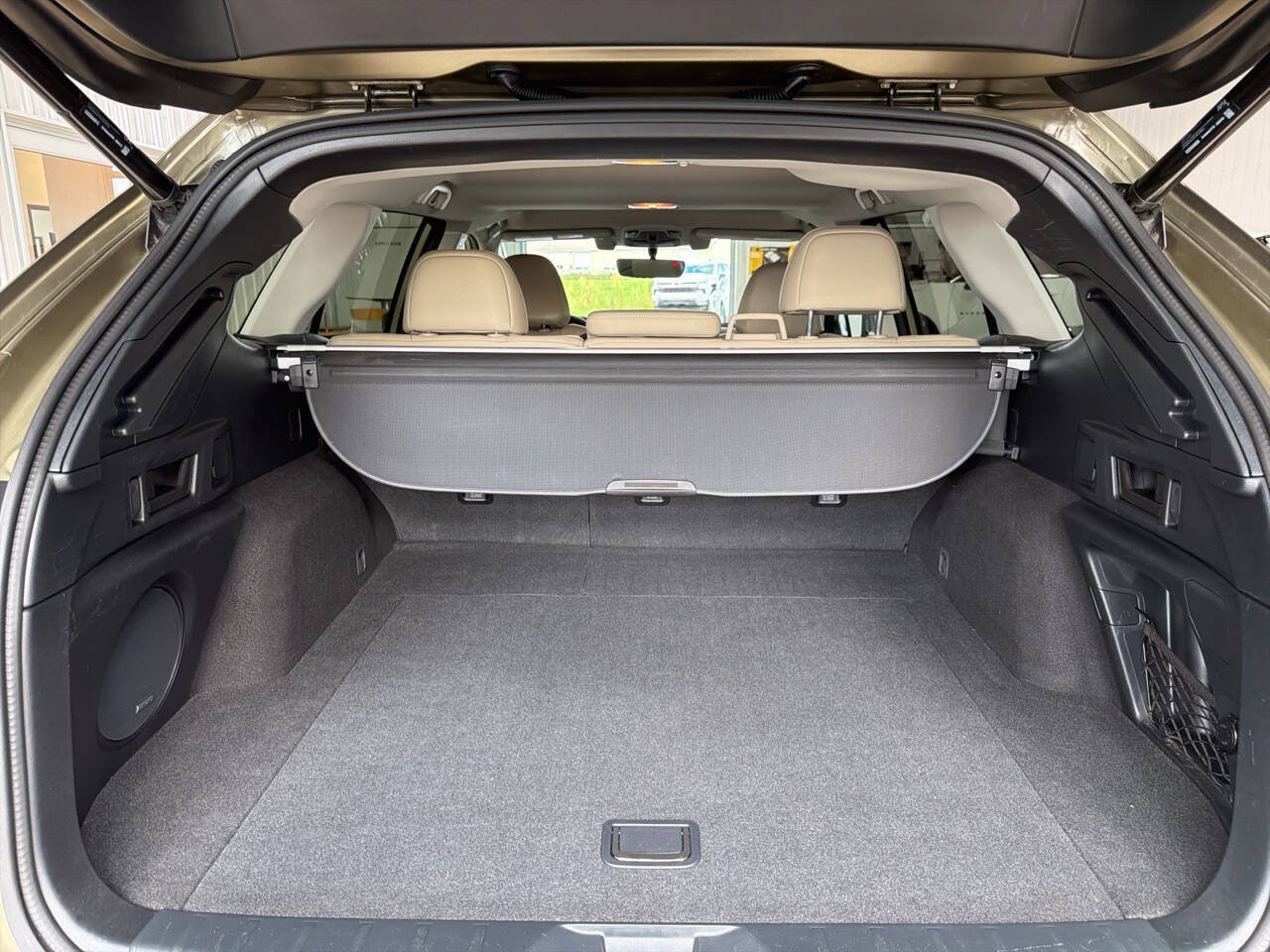 Used 2022 Subaru Outback Limited AWD/4WD image 22