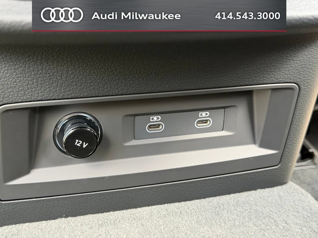 New 2027 Audi RS Q8 performance AWD/4WD image 45