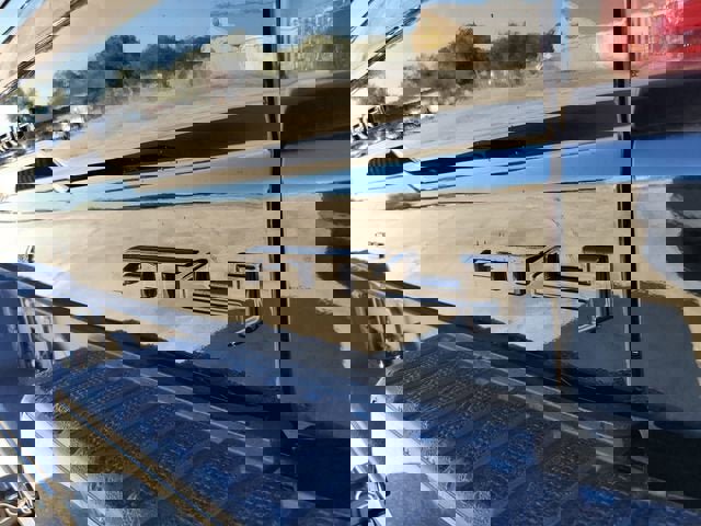 New 2026 GMC Sierra 1500 AT4 w/ Technology Package image 9