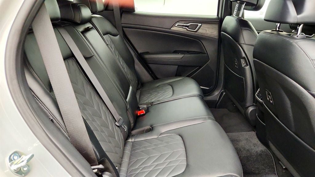 Used 2025 Kia Sportage X-Line w/ Premium Package AWD/4WD image 23