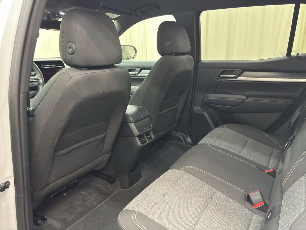 Used 2025 GMC Terrain Elevation image 26