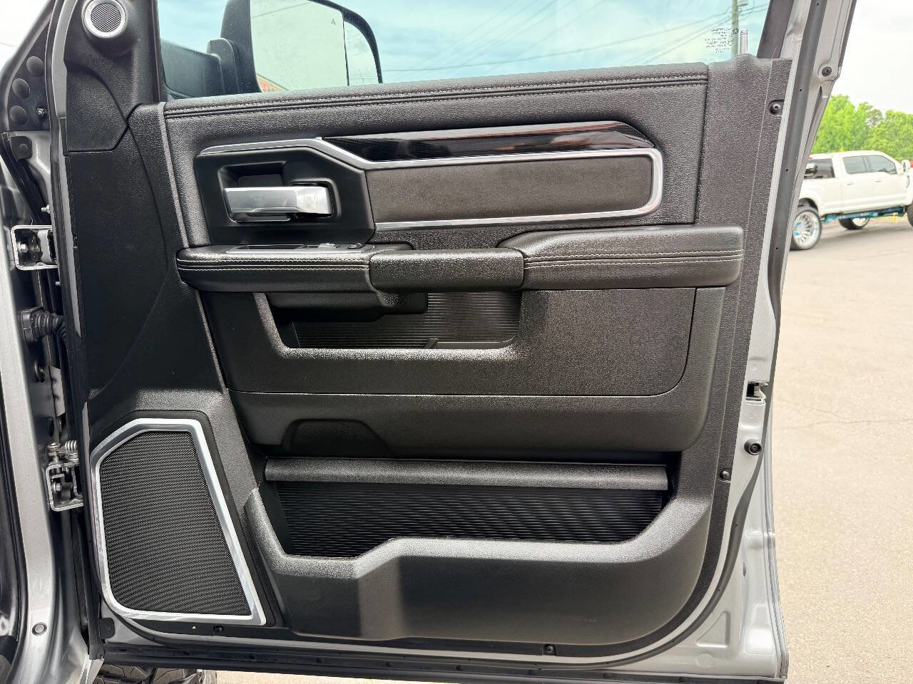 Used 2020 RAM 3500 Laramie AWD/4WD image 42