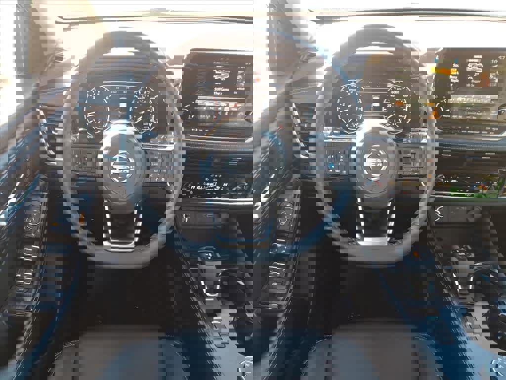 Certified 2023 Nissan Rogue SL w/ SL Premium Package image 14