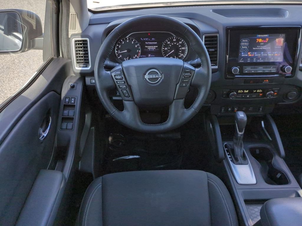 Certified 2022 Nissan Frontier SV image 16