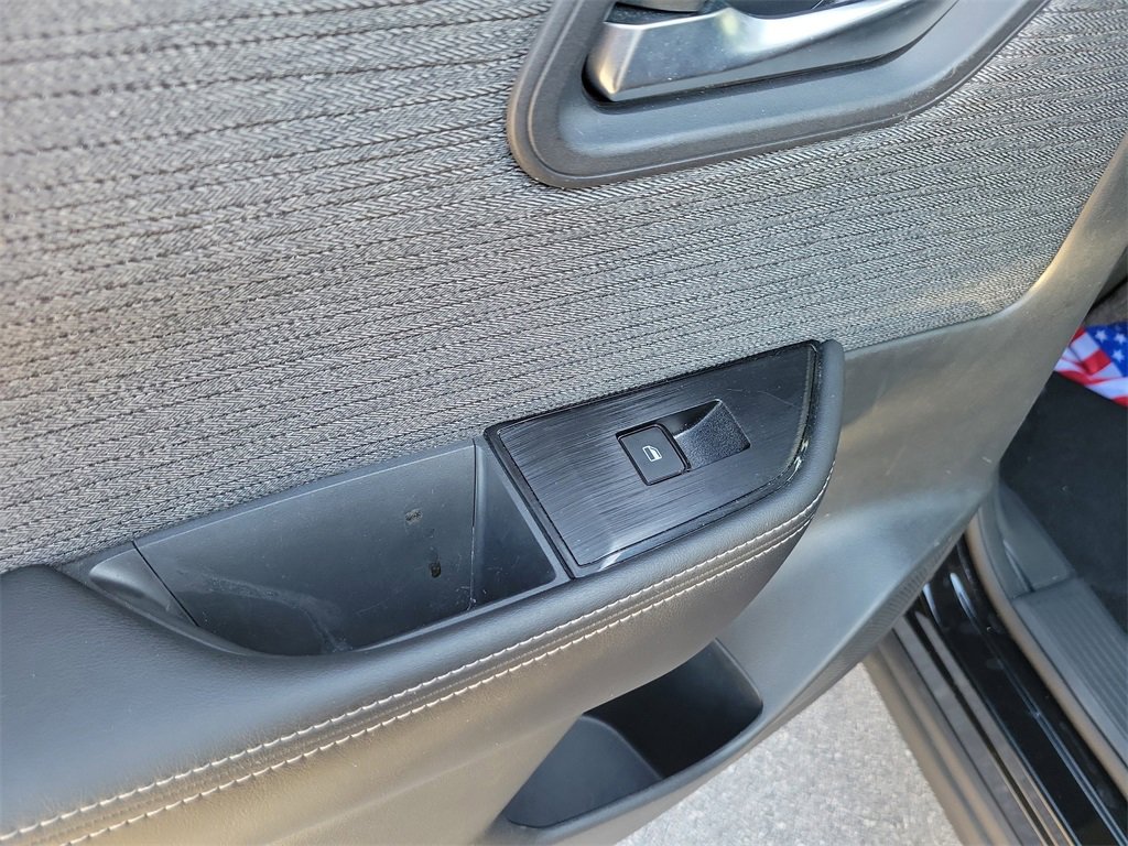 Certified 2023 Nissan Rogue SV image 12