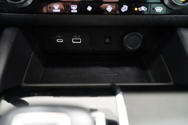 Used 2023 Mitsubishi Outlander SE image 47