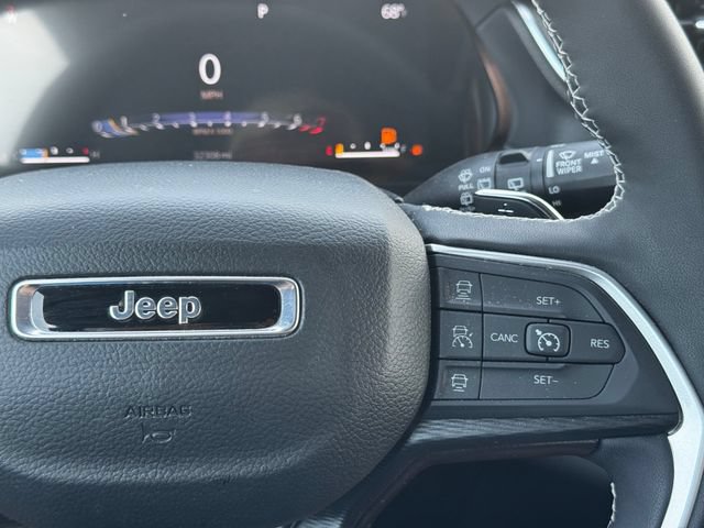 Certified 2024 Jeep Grand Cherokee Laredo w/ Luxury Tech Group I AWD/4WD image 27